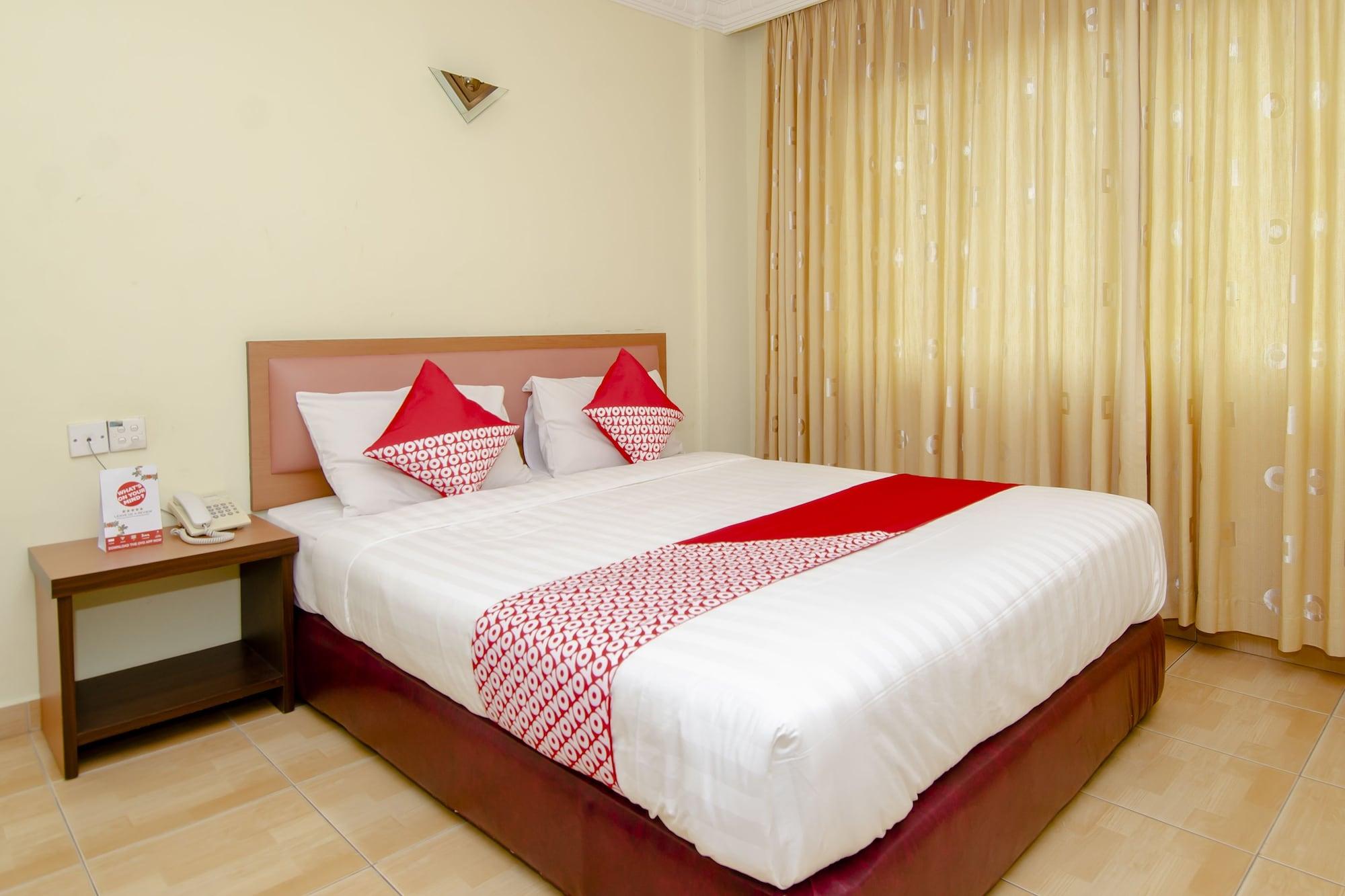 Halim Hotel Tanjung Pinang Exterior foto