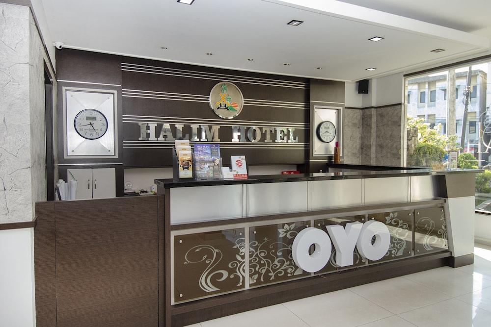Halim Hotel Tanjung Pinang Exterior foto